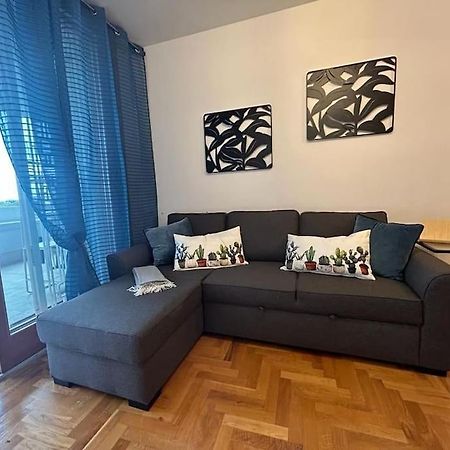 Miro Home Rome Buitenkant foto