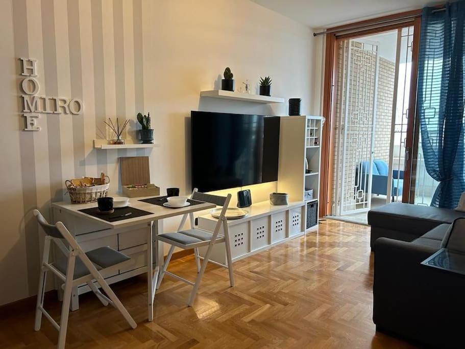Miro Home Rome Buitenkant foto